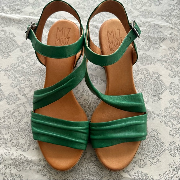 Miz Mooz Kailee Heeled Sandals Leather Sz 40 US 9-9.5 New no box